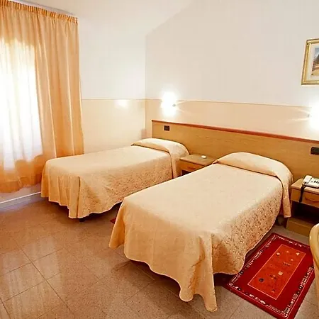 Hotel Master