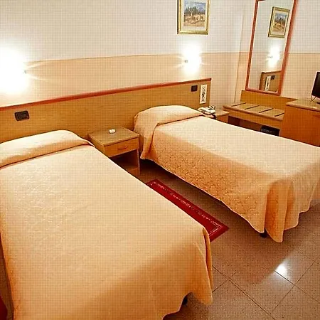 Master Hotel